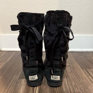 UGG Women's Black Adjustable Lace Up Winter Boots